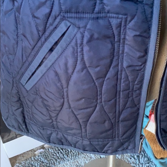 Navy Blue Vest - Picture 2 of 4